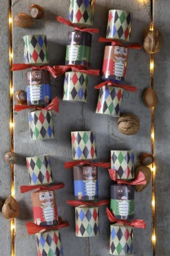 Christmas Crackers | Mini Nutracker | Pack of 6
