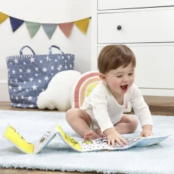 Classic Pooh: Unfold u0026 Discover Soft Book