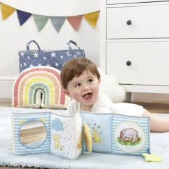 Classic Pooh: Unfold u0026 Discover Soft Book