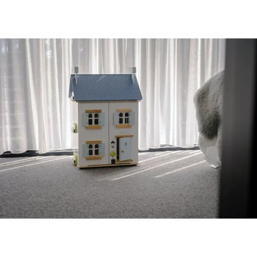 Daisylane Sky Doll House