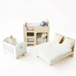 Daisylane Starter Furniture Set