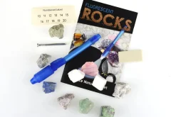 Deluxe Fluorescent Rocks Science Kit