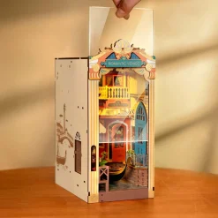 DIY Book Nook | Romantic Venice