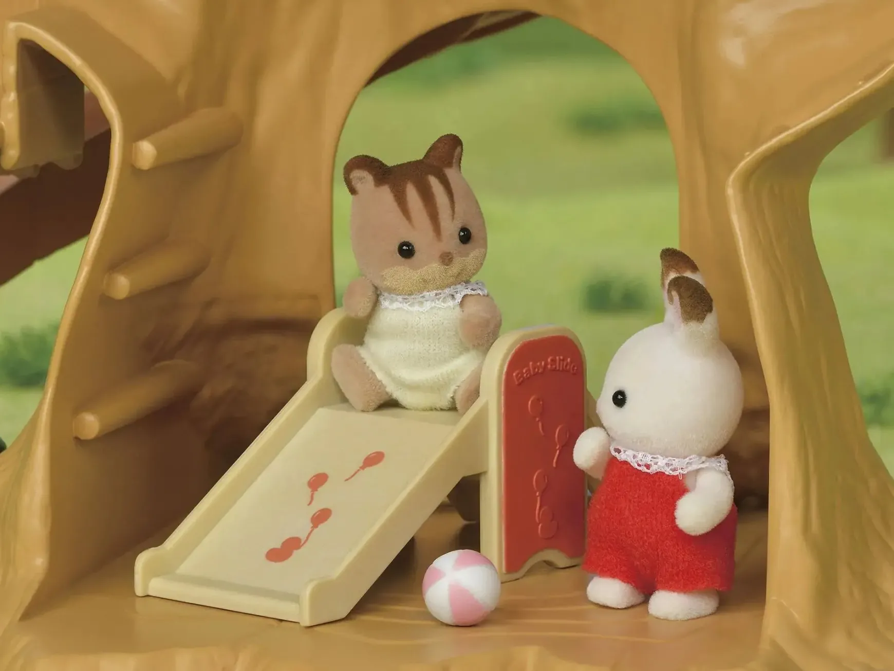 Sylvanian Families - Adventure Tree House